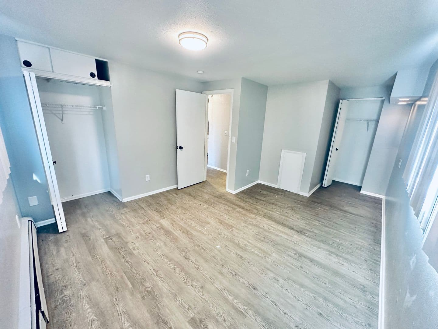 Acadian Apartments 8 of 10