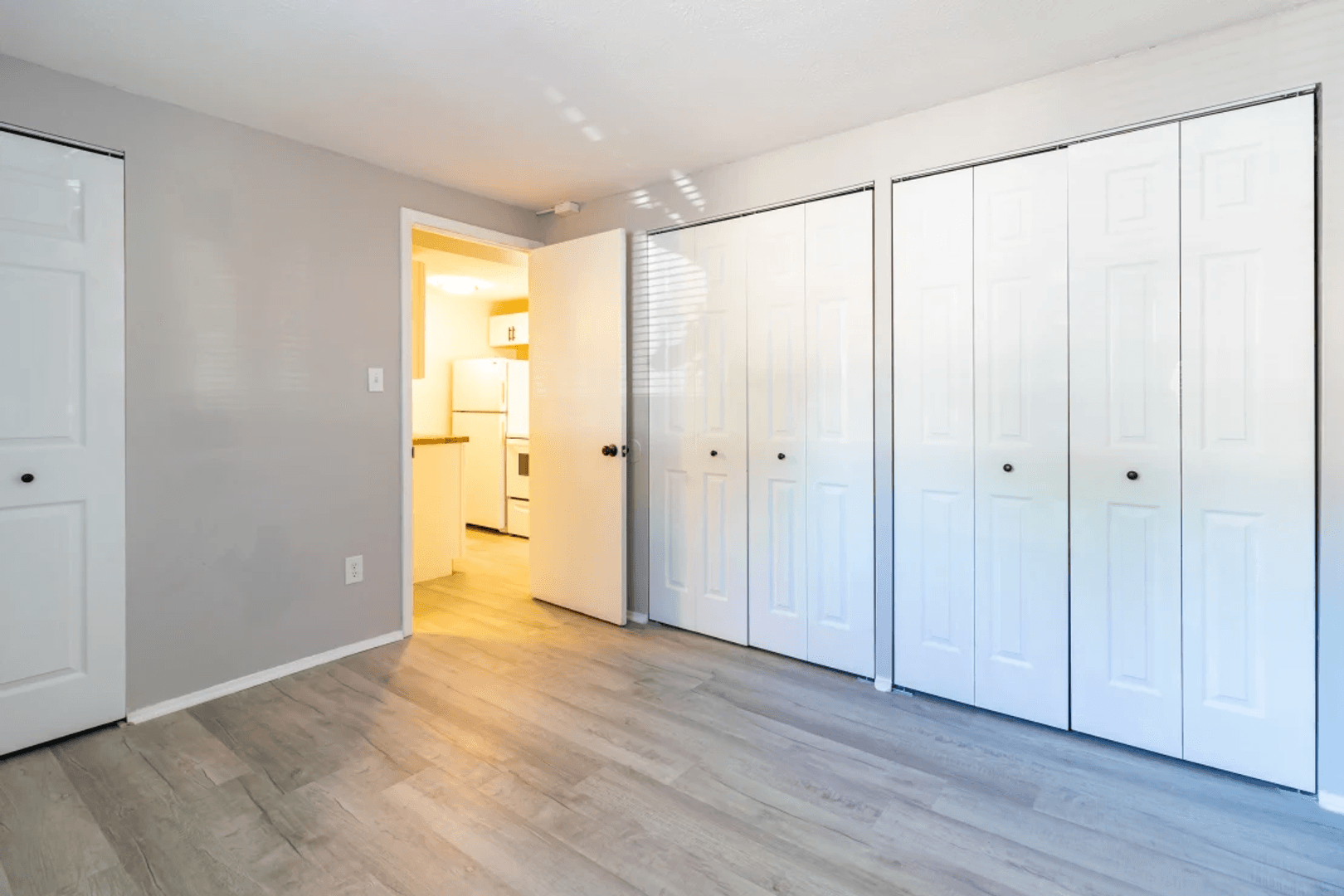 Valley Park Apartments 4 of 10
