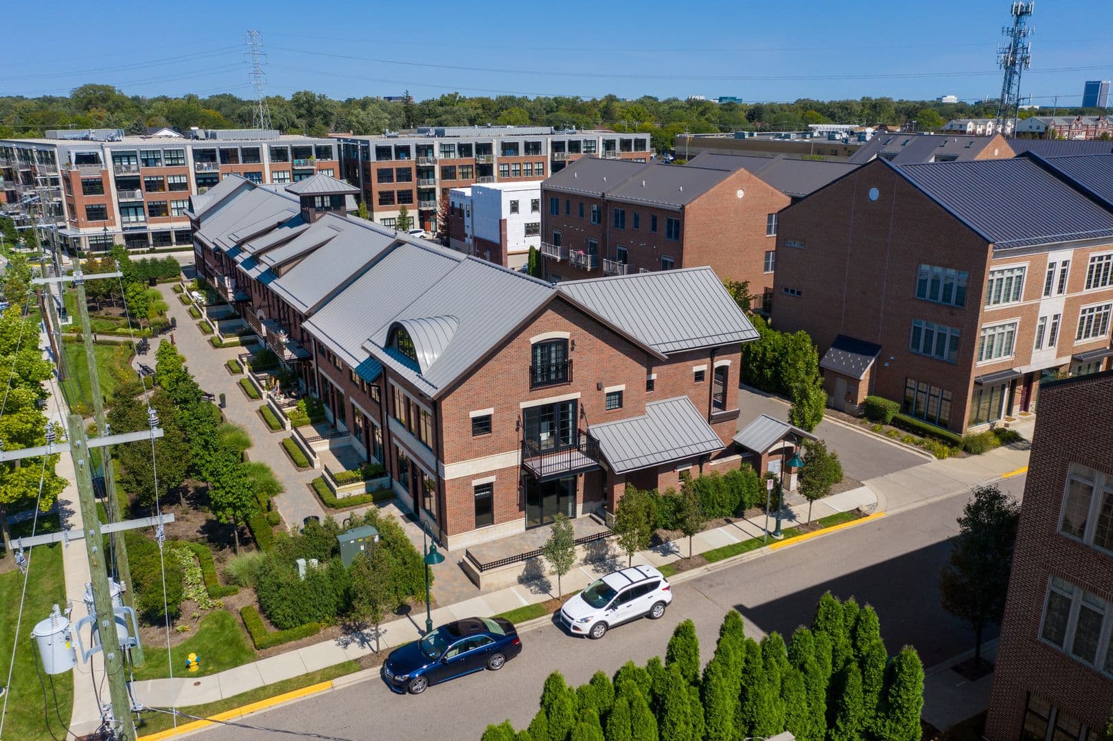IRONGATE RESIDENCES, LLC 3 of 34