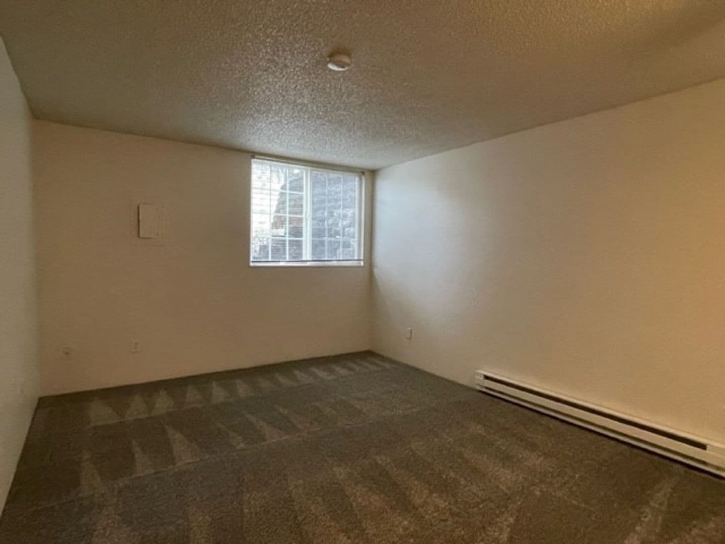 Nob Hill Apartments 8 of 12