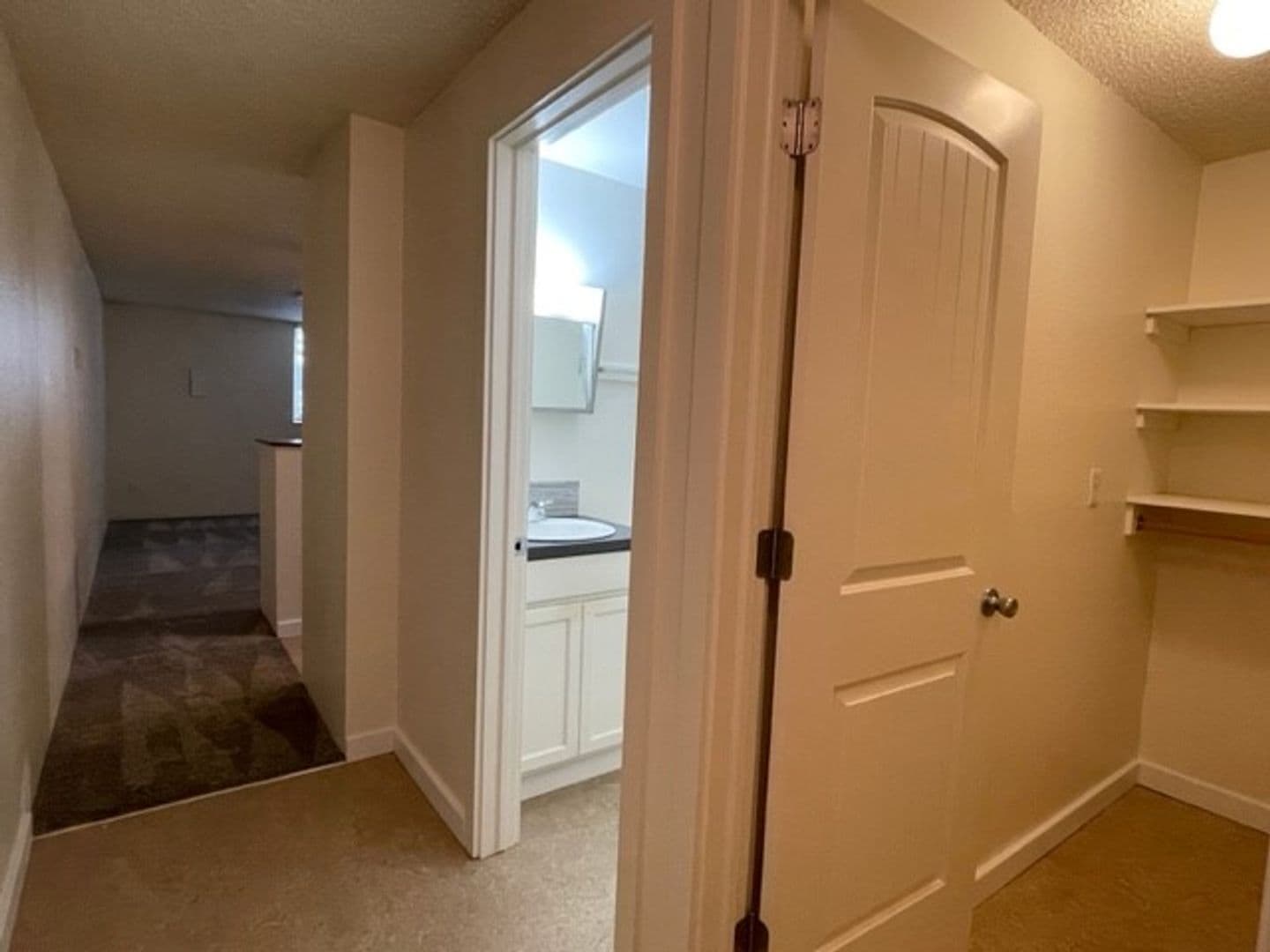 Nob Hill Apartments 4 of 12