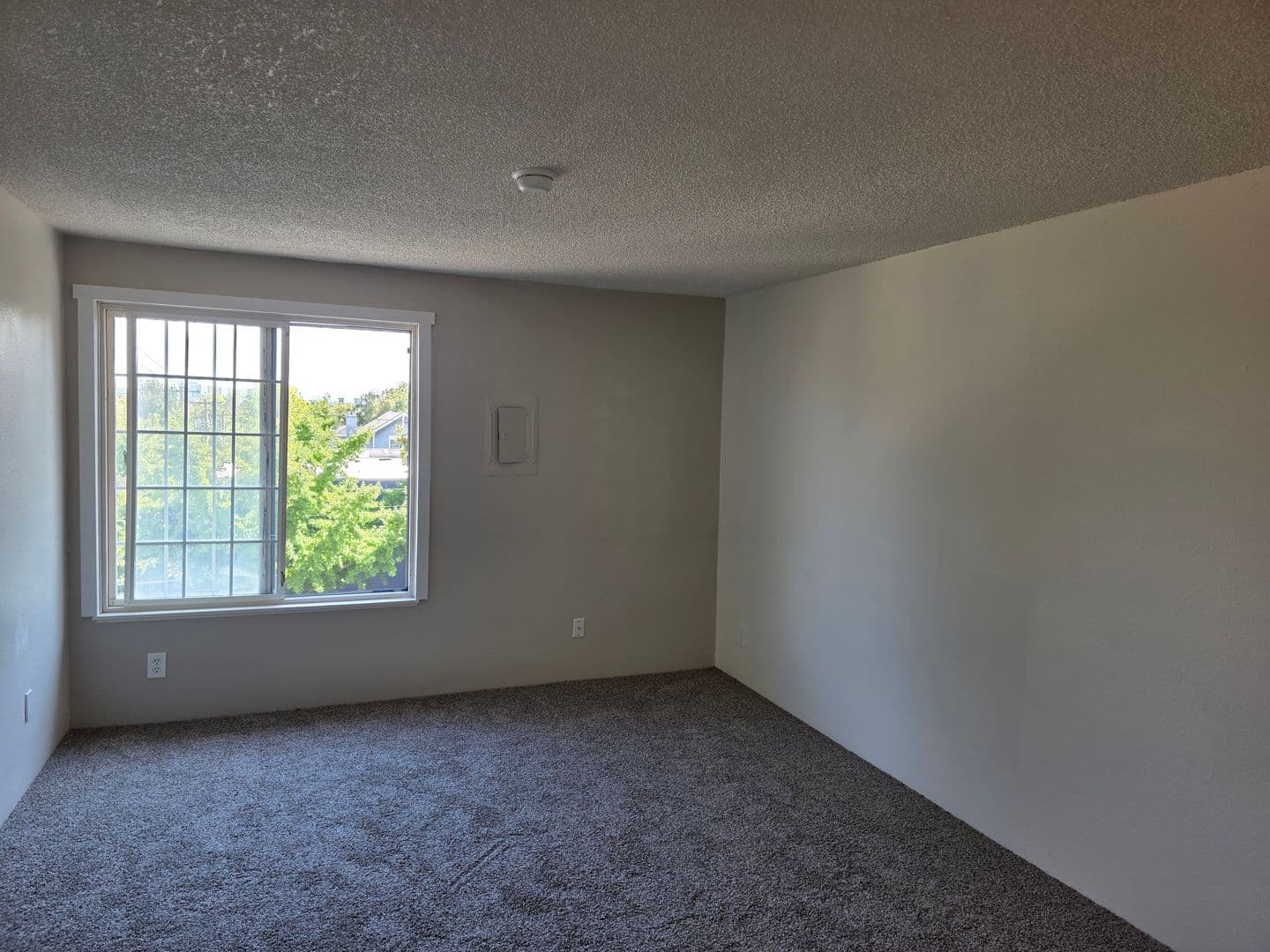 Nob Hill Apartments 10 of 11