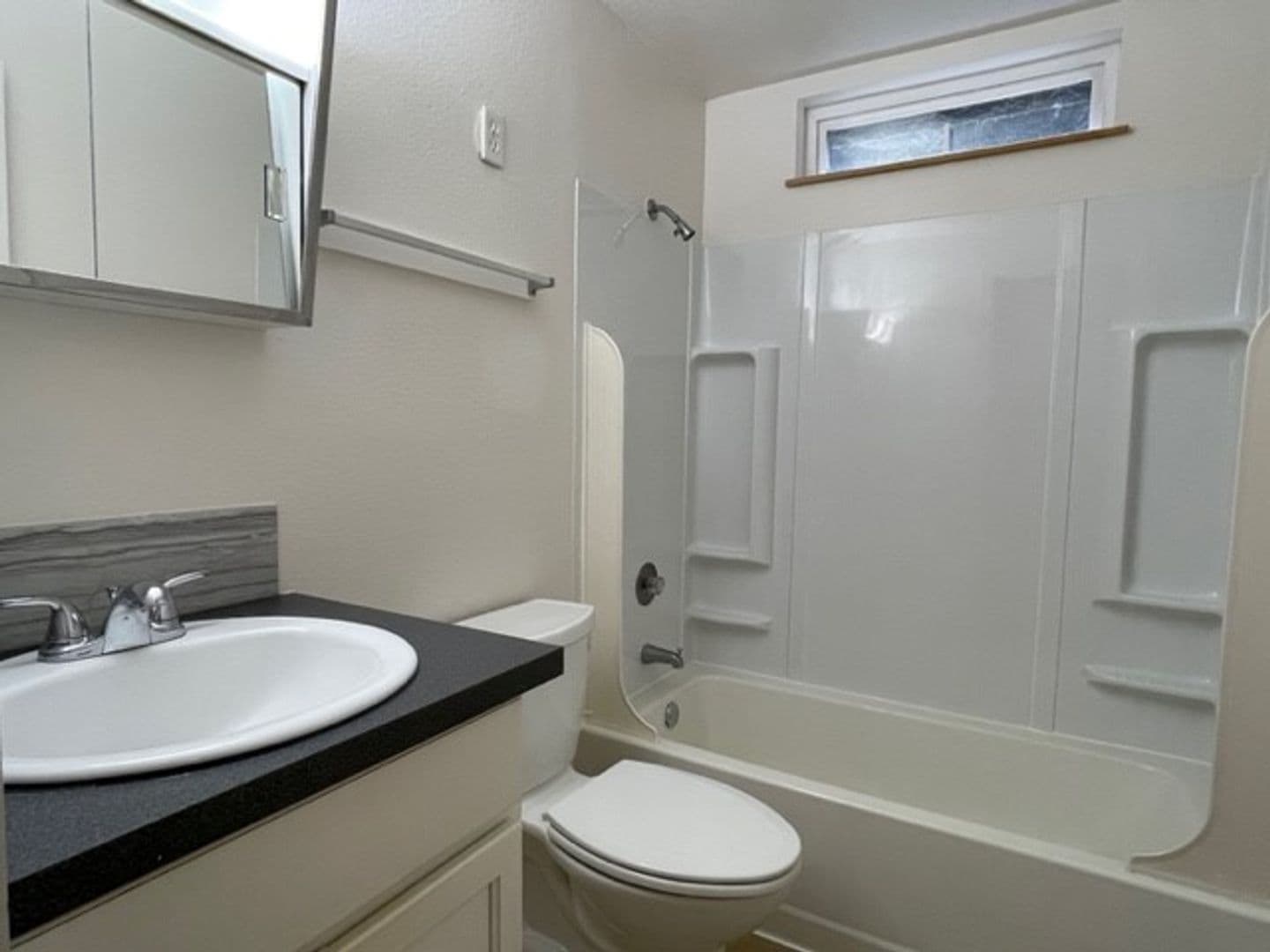 Nob Hill Apartments 6 of 12