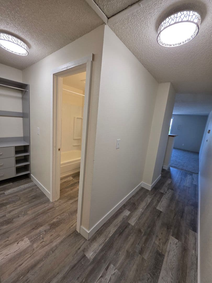 Nob Hill Apartments 1 of 11