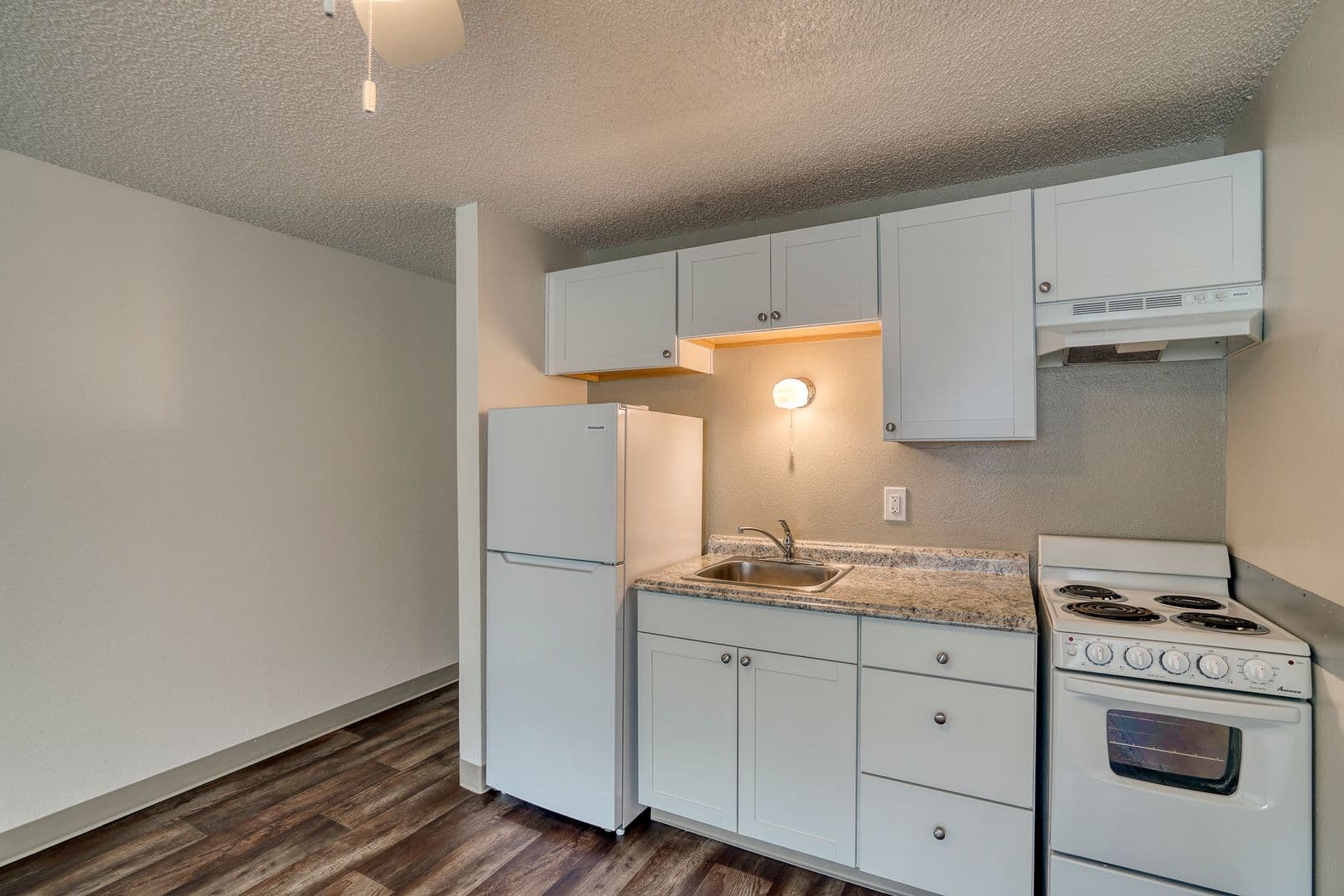 Nob Hill Apartments 7 of 16