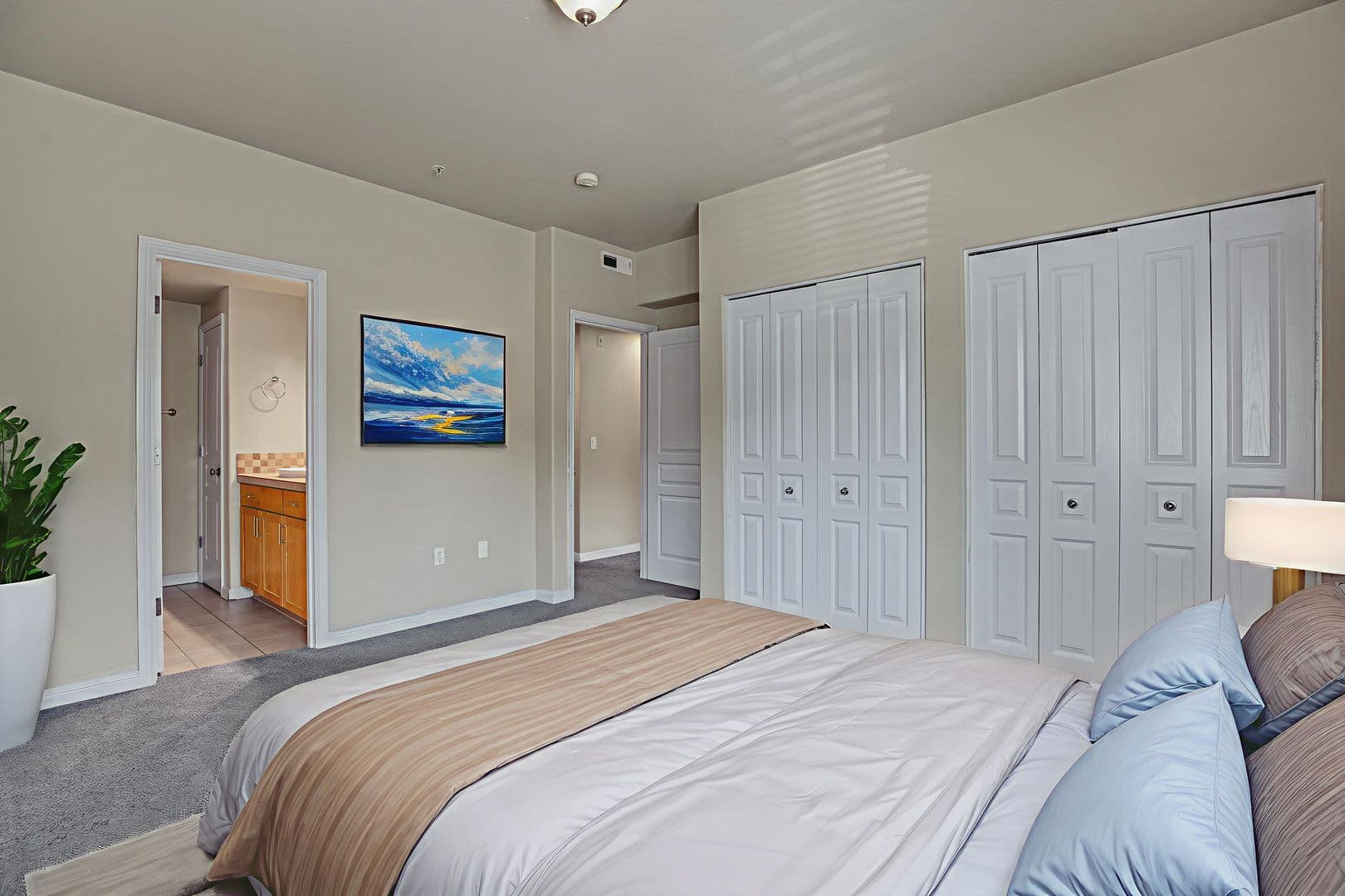 #144 TABOR POINTE APARTMENTS 4 of 12