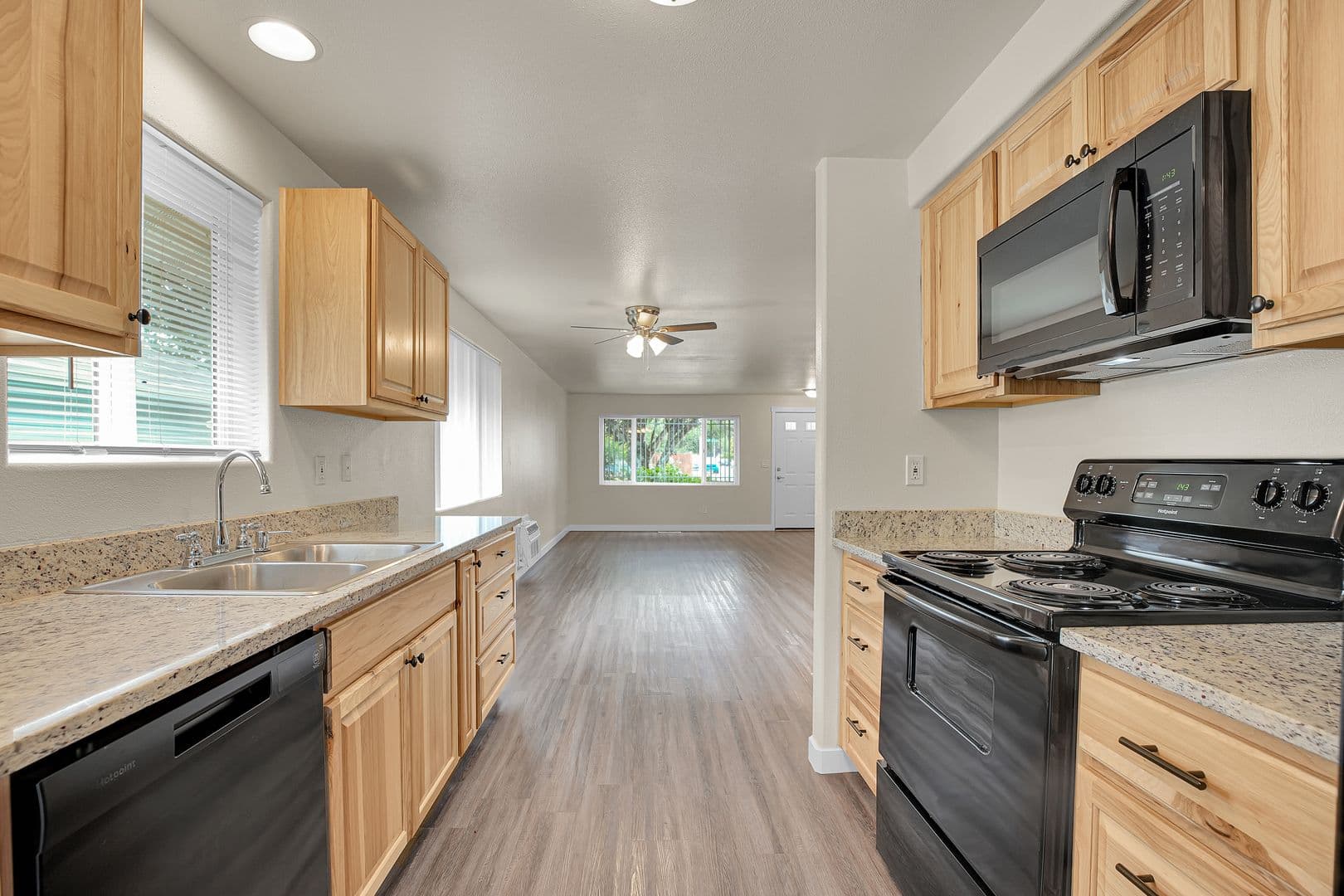 #196 COPPERFIELD APTS 7 of 32