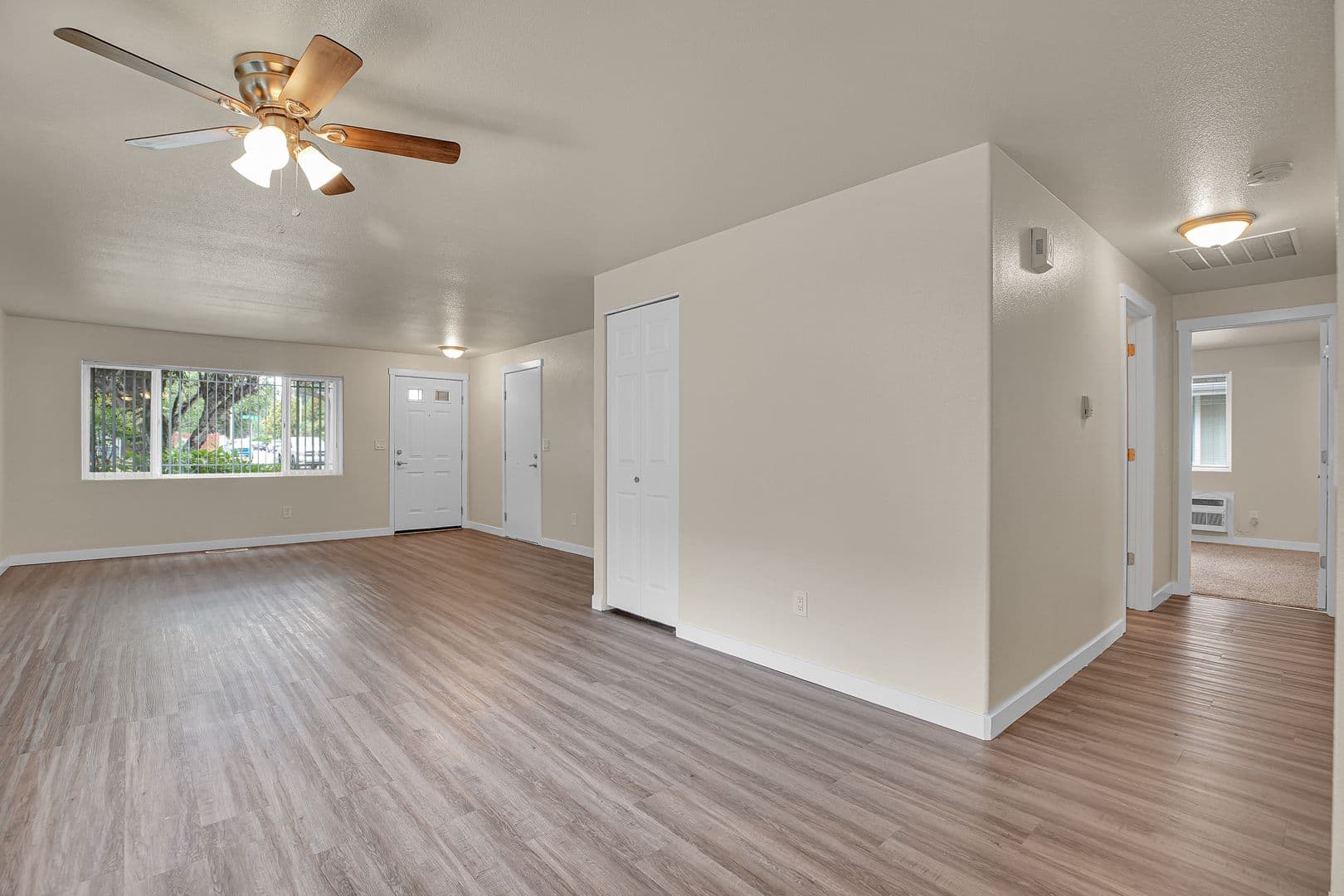 #196 COPPERFIELD APTS 20 of 32