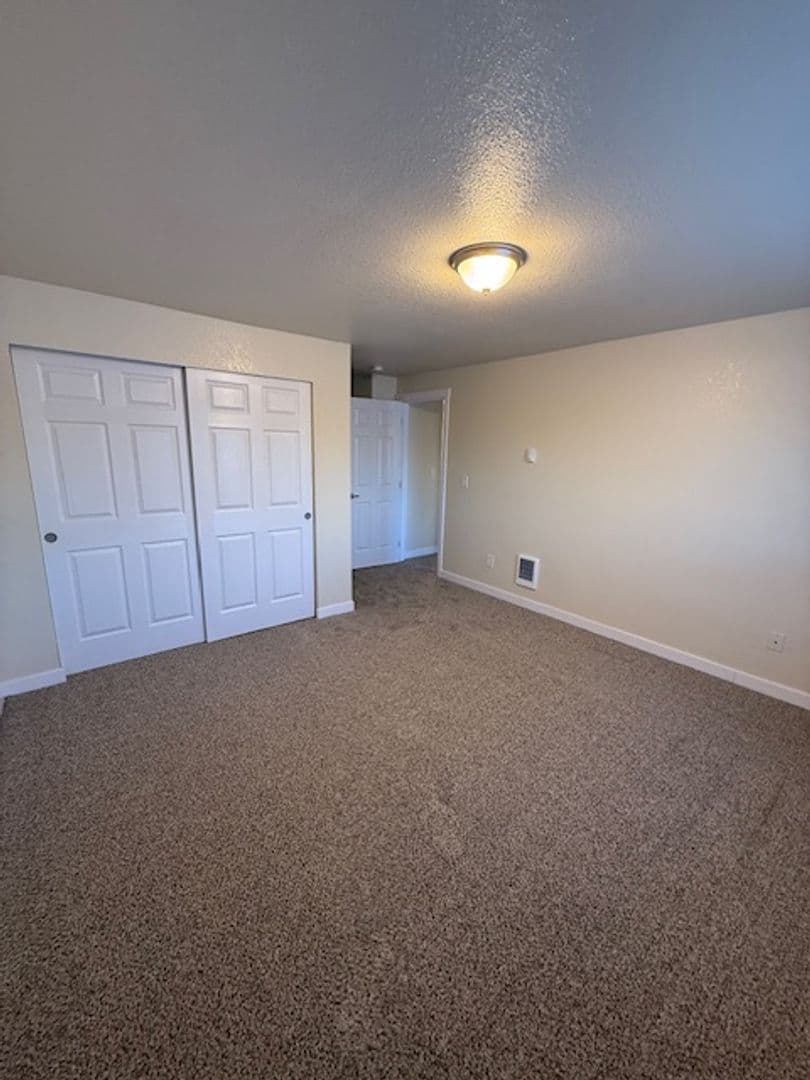 #183 SADDLE CLUB APTS 14 of 17