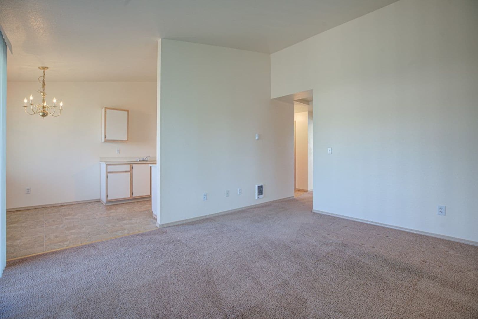 #294 FIELDSTONE APARTMENTS 8 of 17