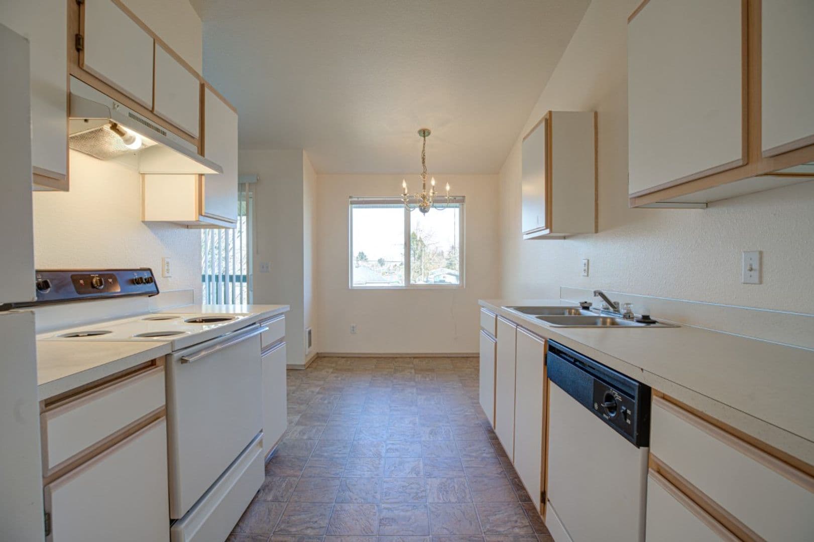 #294 FIELDSTONE APARTMENTS 2 of 17