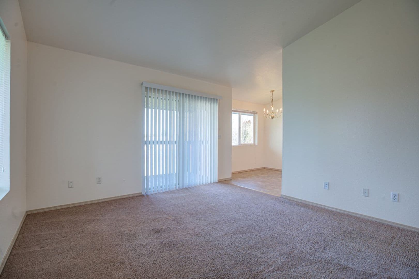 #294 FIELDSTONE APARTMENTS 10 of 17
