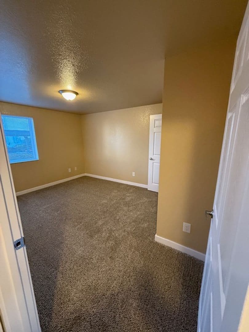 #183 SADDLE CLUB APTS 6 of 10