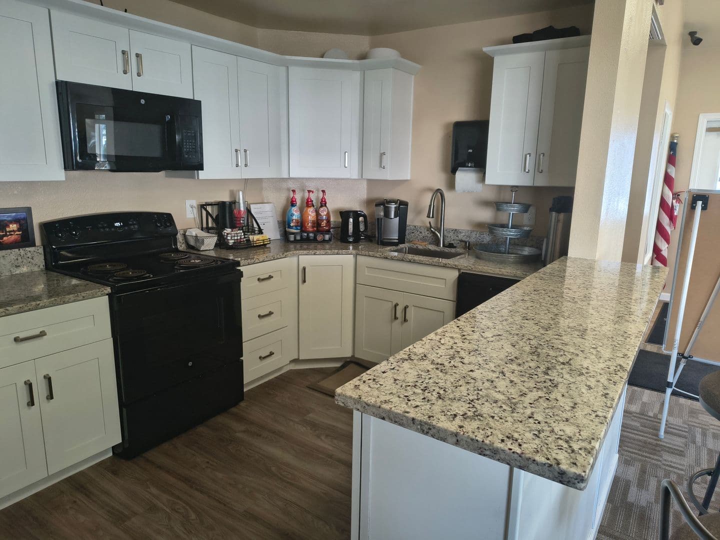 #173 MOUNTAIN VIEW APARTMENTS AT RIVERGREEN 2 of 5