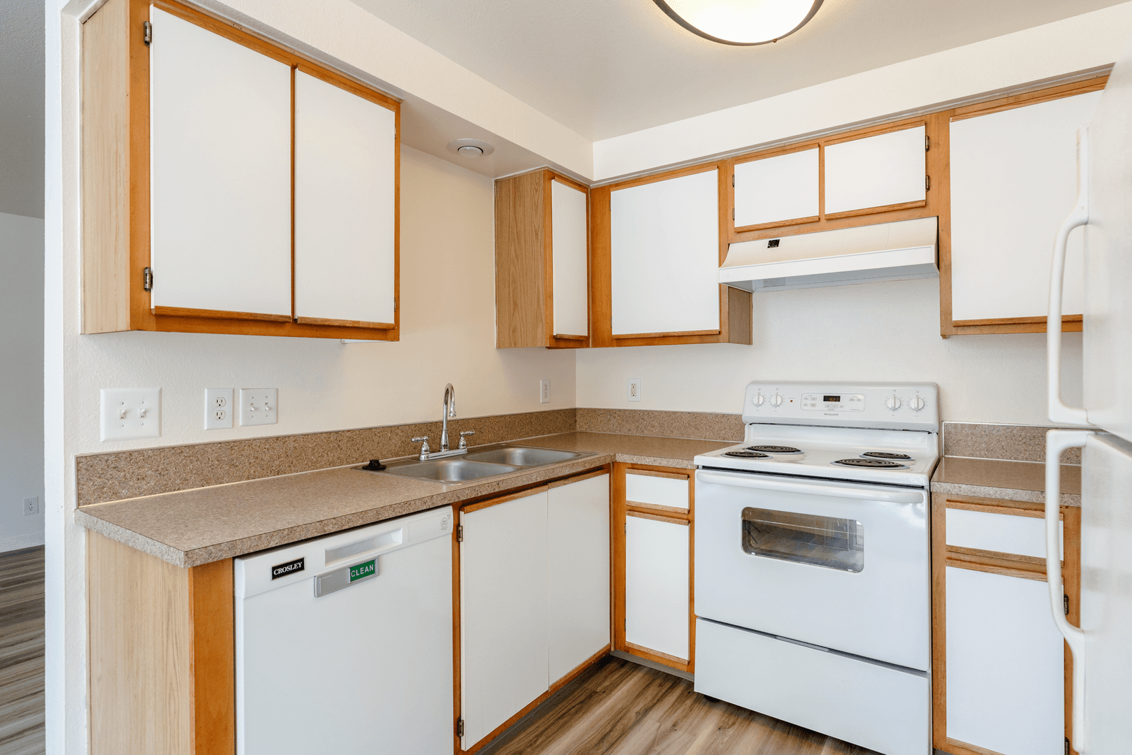#161 TRILLIUM SQUARE APARTMENTS 4 of 20