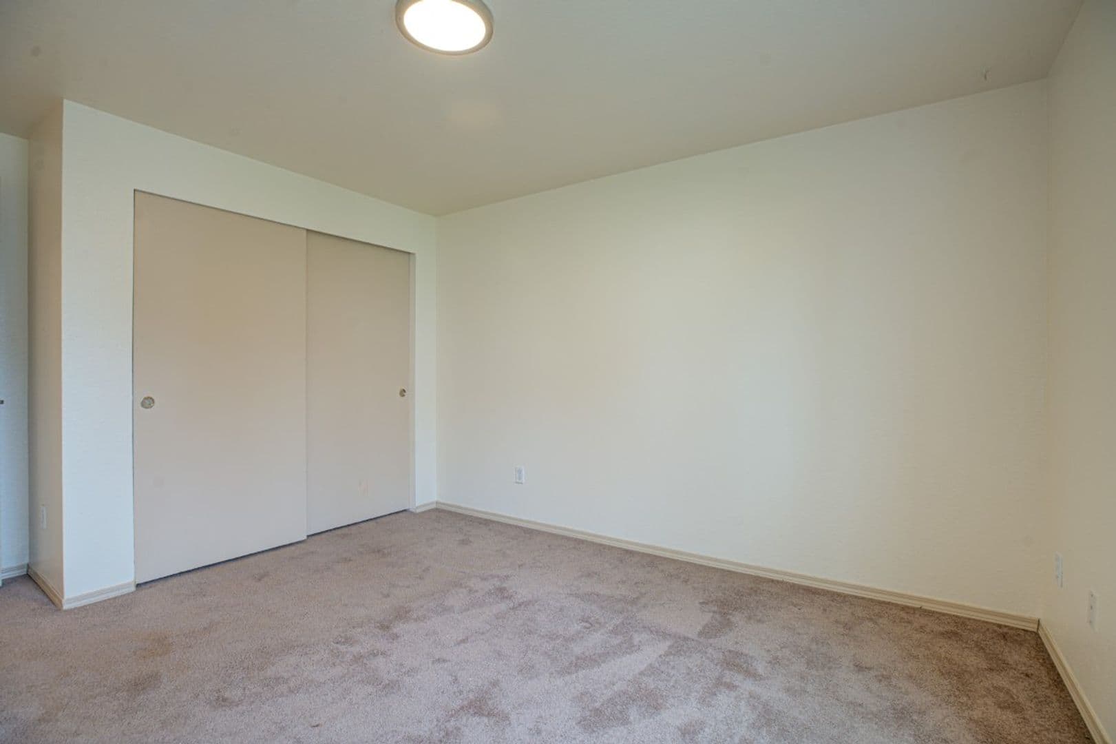 #294 FIELDSTONE APARTMENTS 13 of 21