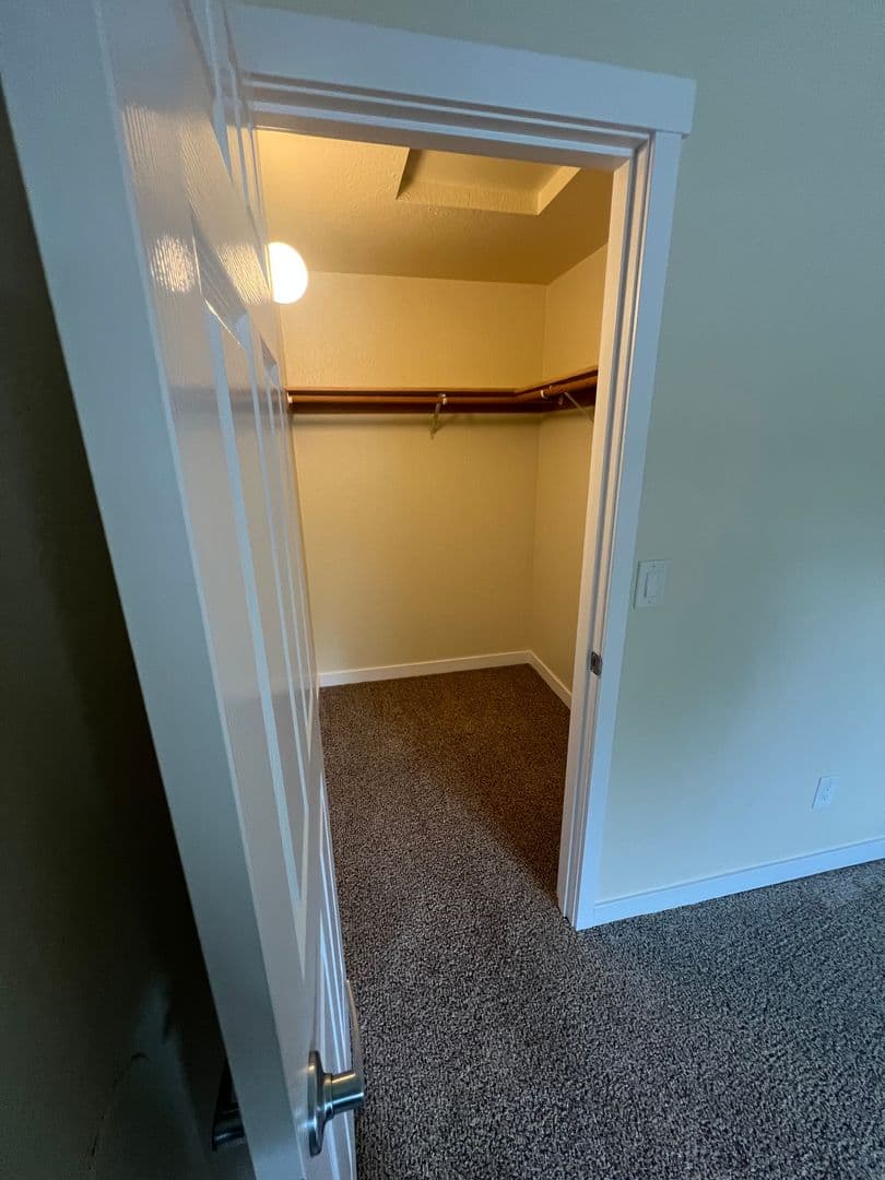 #183 SADDLE CLUB APTS 7 of 7