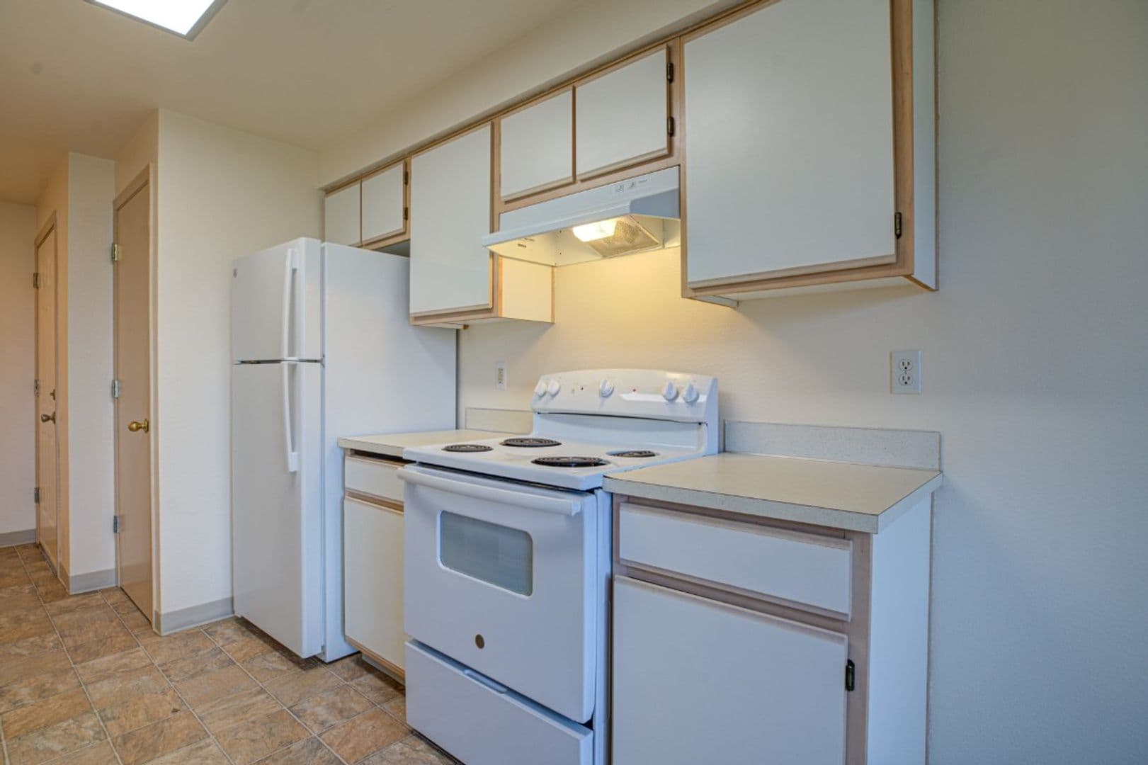 #294 FIELDSTONE APARTMENTS 6 of 21