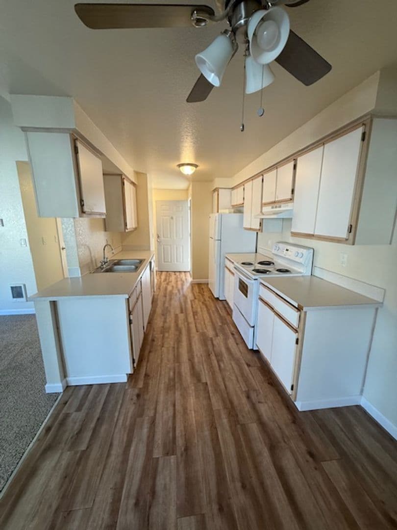 #183 SADDLE CLUB APTS 3 of 15