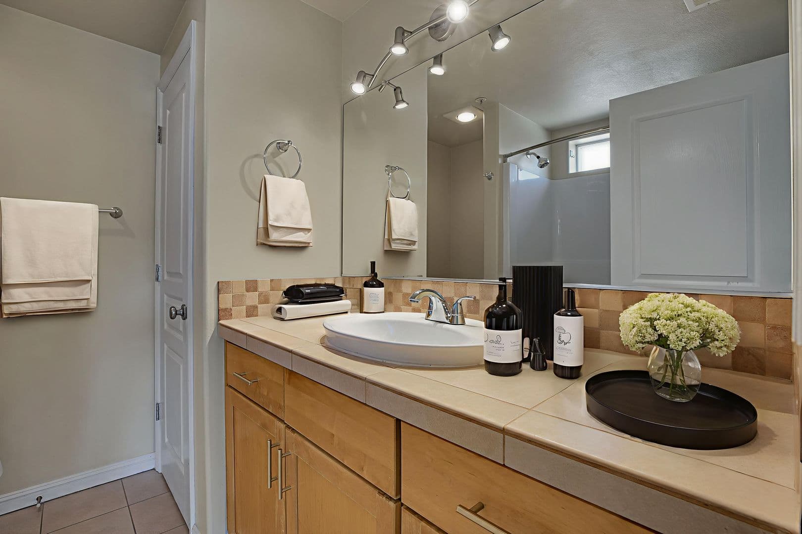 #144 TABOR POINTE APARTMENTS 8 of 12