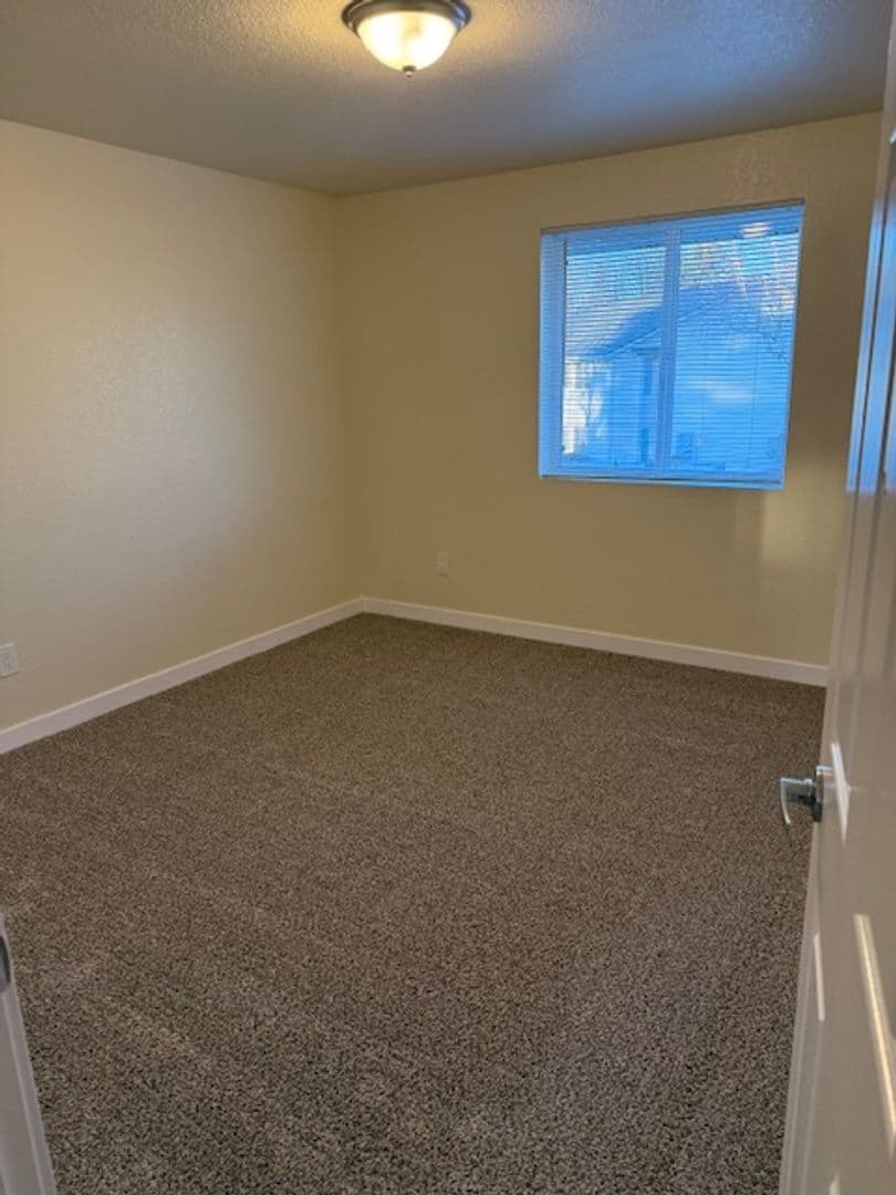 #183 SADDLE CLUB APTS 10 of 17