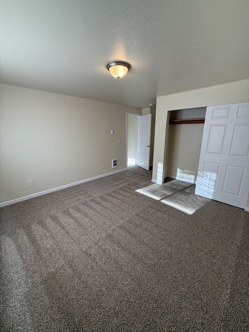 #183 SADDLE CLUB APTS 13 of 15