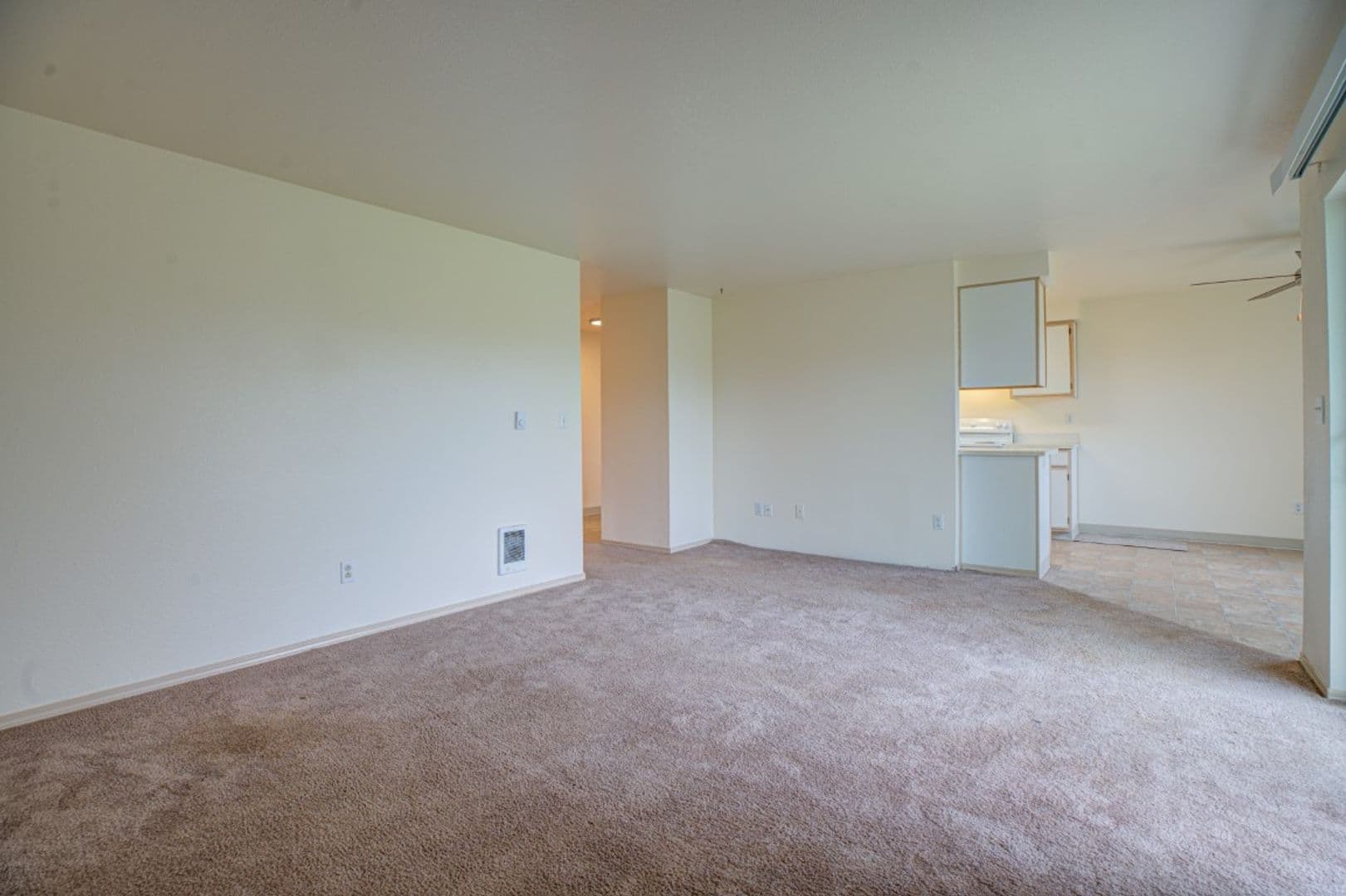 #294 FIELDSTONE APARTMENTS 12 of 21