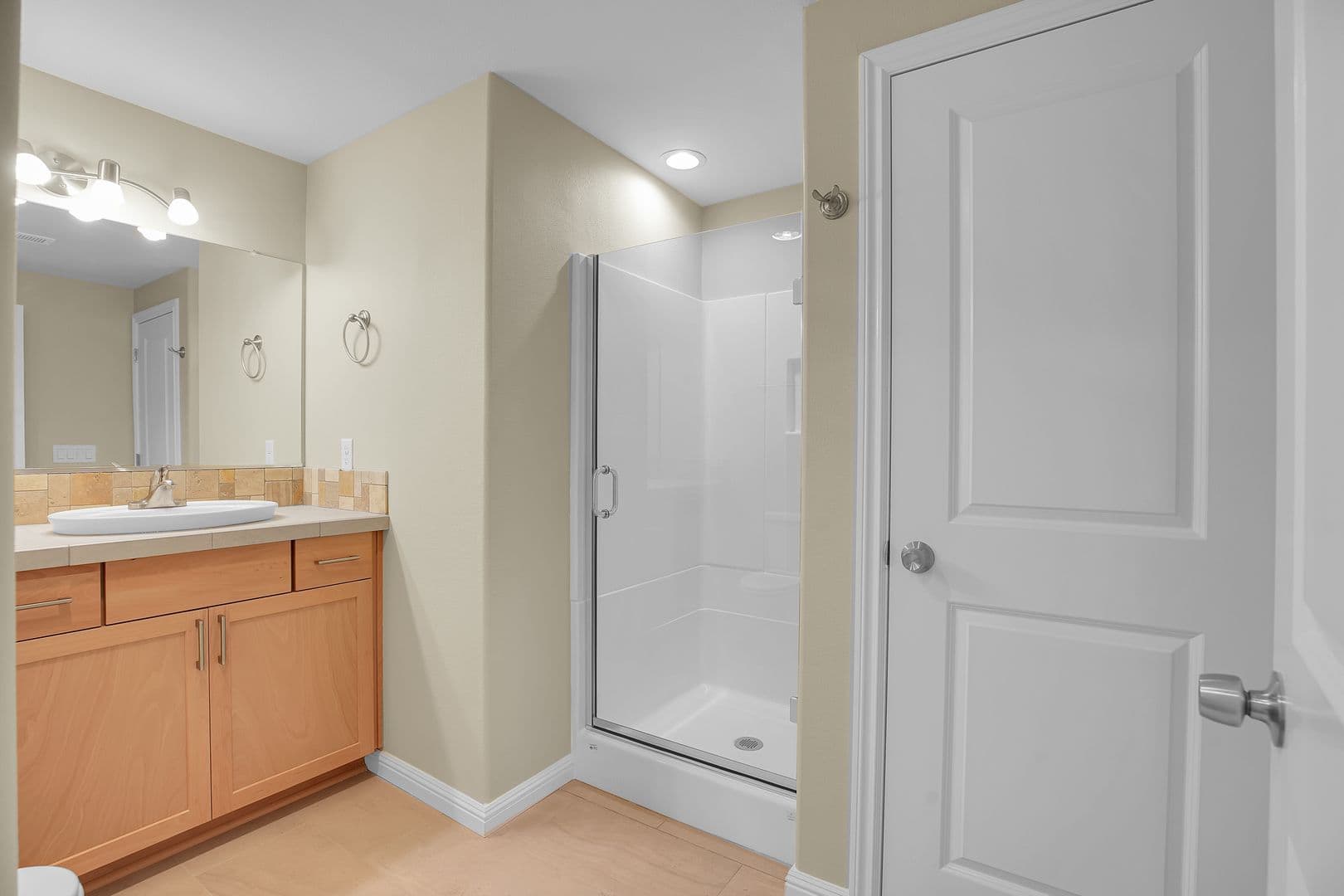 #144 TABOR POINTE APARTMENTS 6 of 7