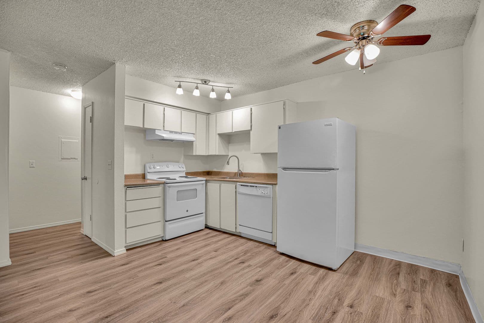 #760 GABRIEL PARK APARTMENTS 14 of 21