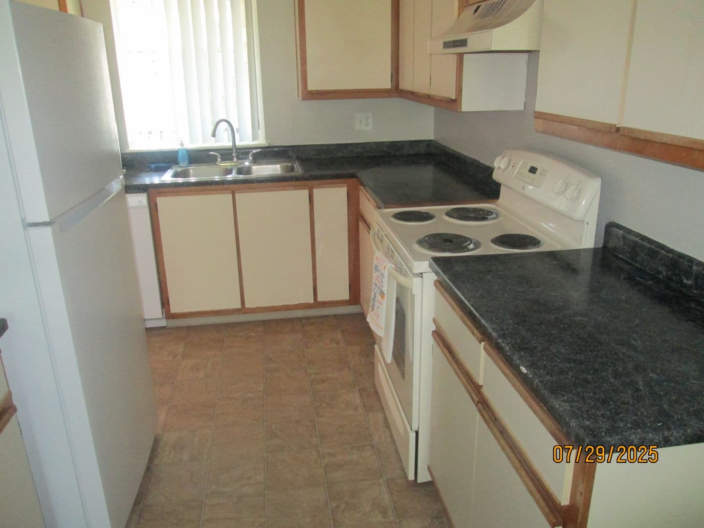 #223 POINTE WEST APARTMENTS 5 of 11