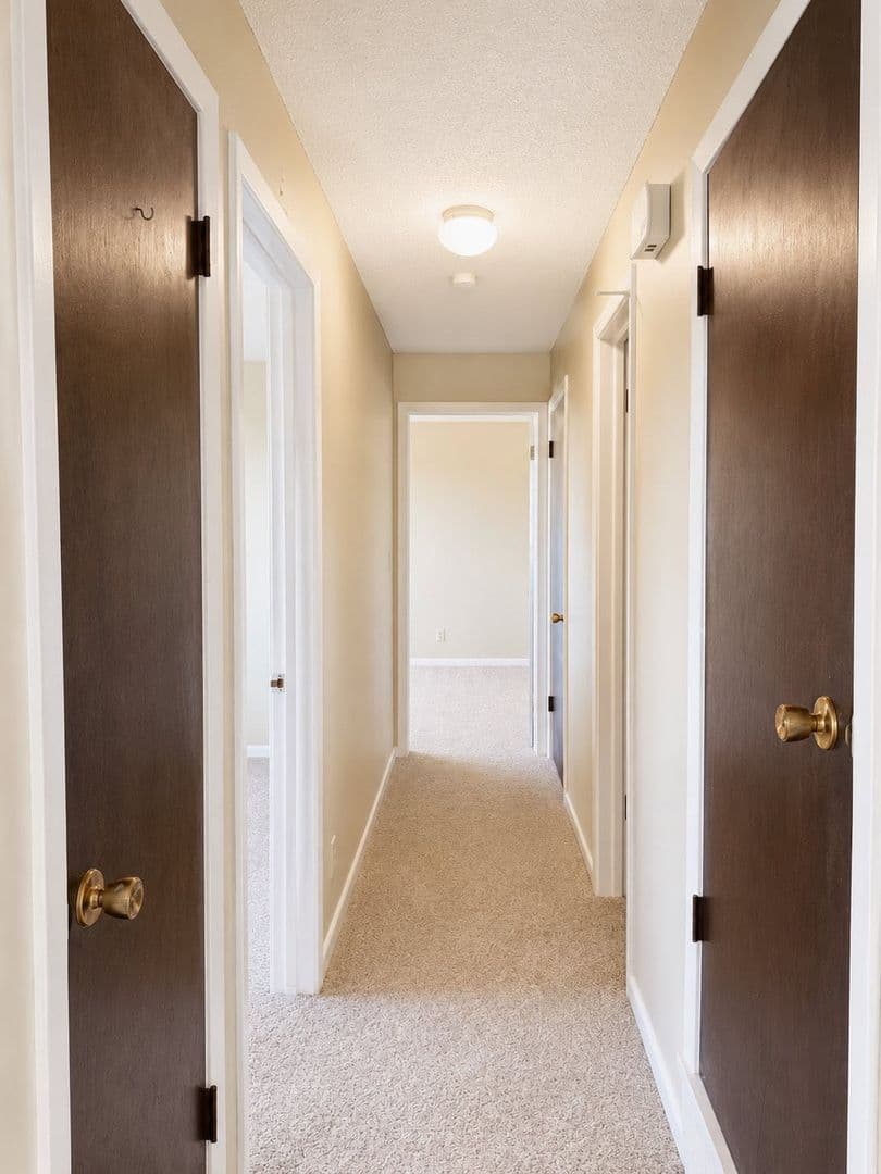 Superior Place Apartments 7 of 10