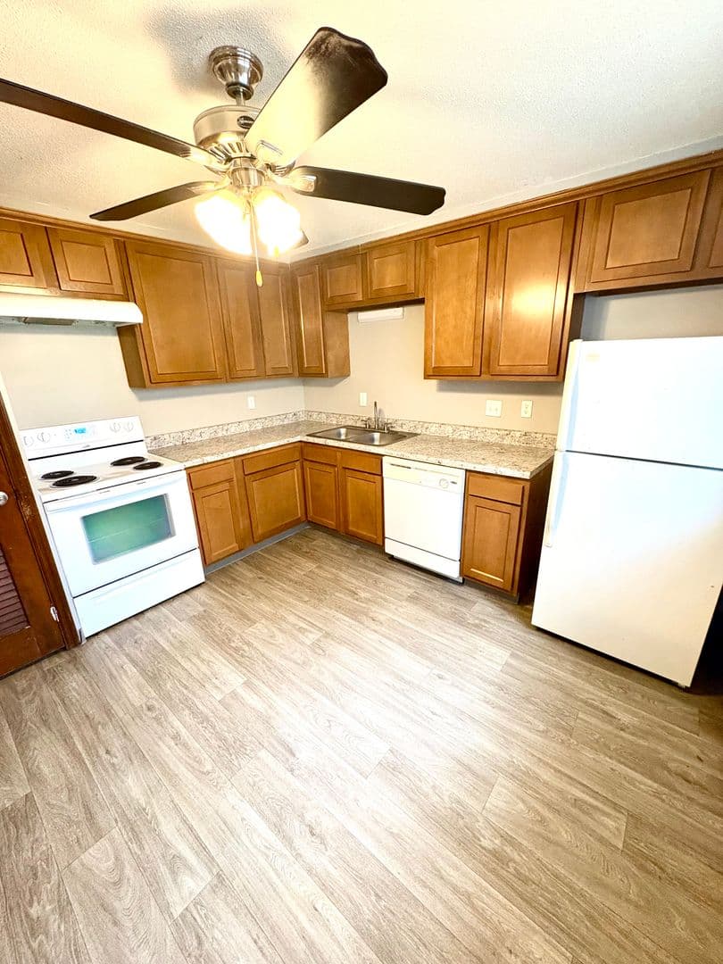 The Heights Apartments 27 of 165