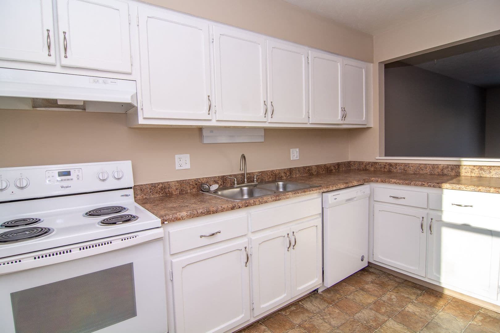 Whispering Pines Townhomes 3 of 20