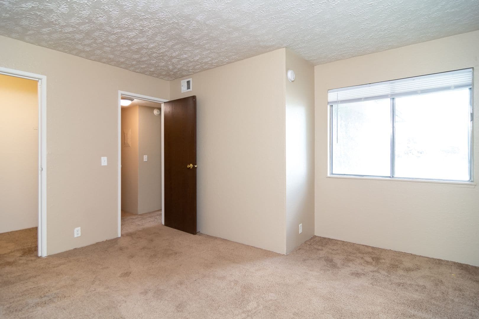 Cottonwood Apartments 7 of 8