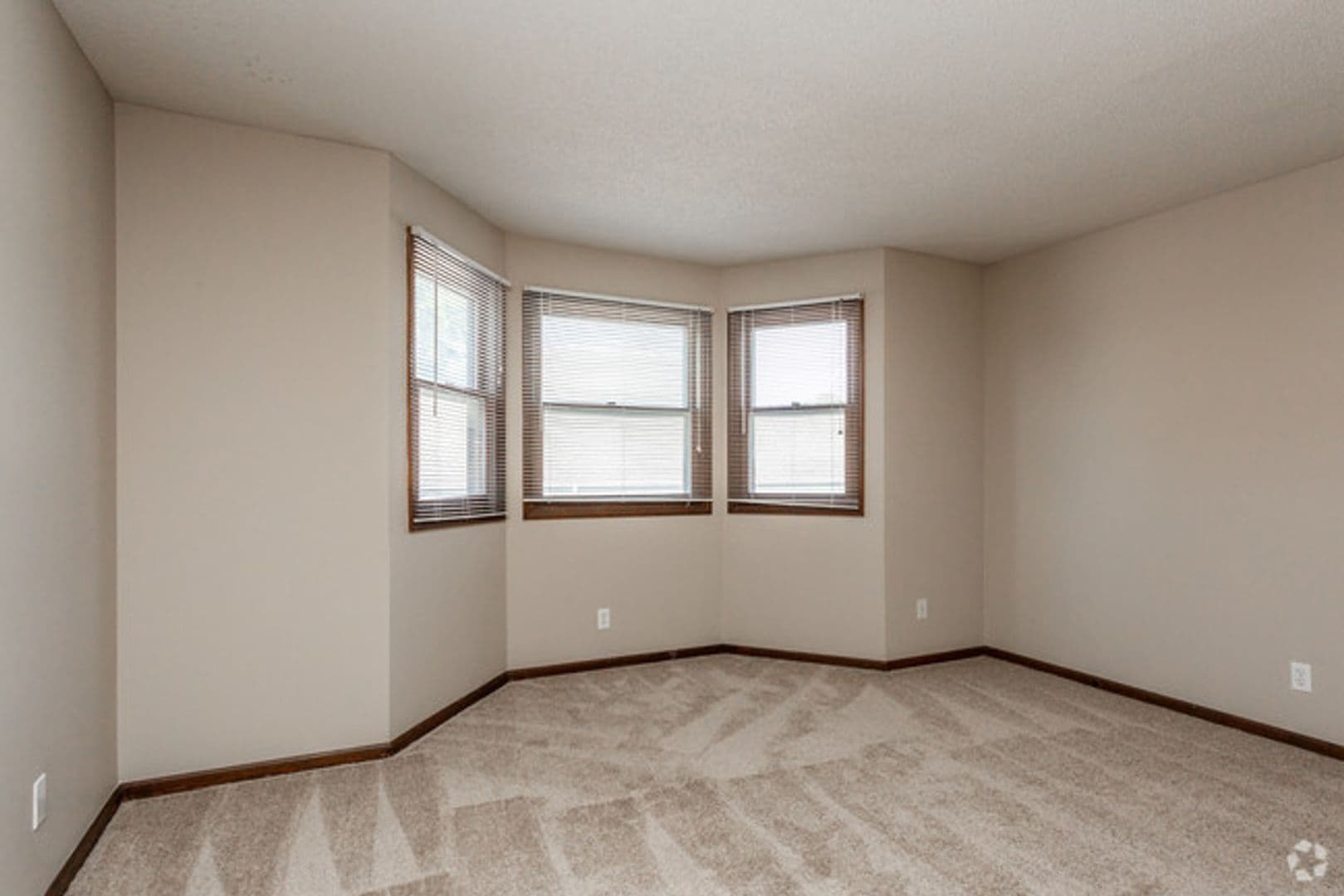 The Heights Apartments 3 of 16