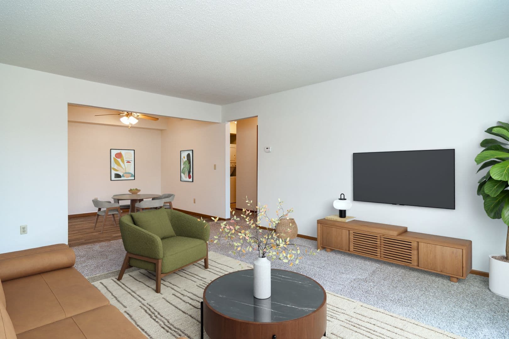 Vista Apartments 3 of 9