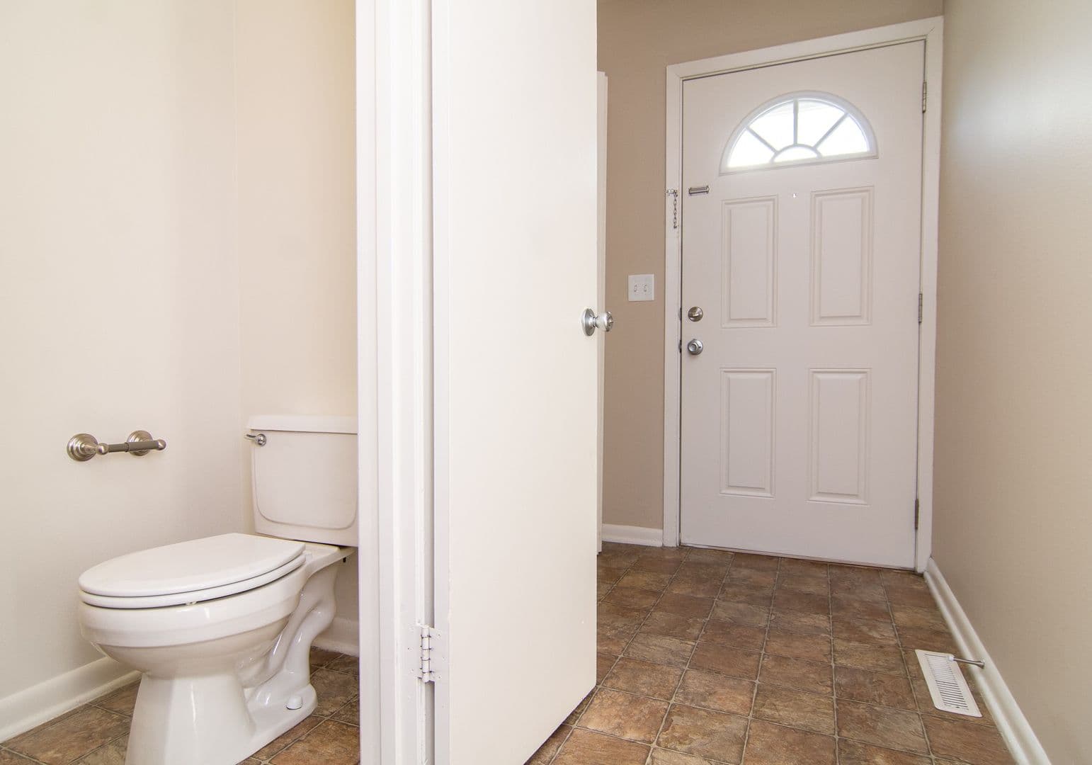 Whispering Pines Townhomes 4 of 20