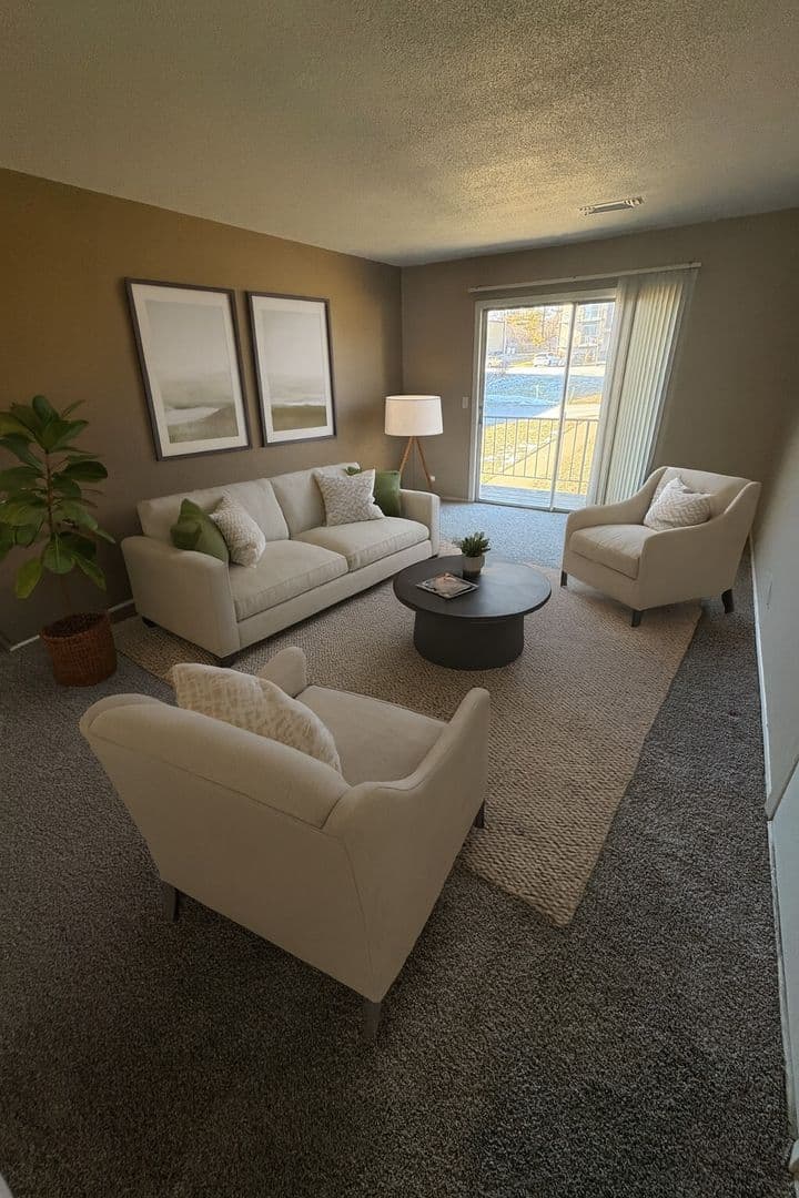 Bel Court Apartments 3 of 9