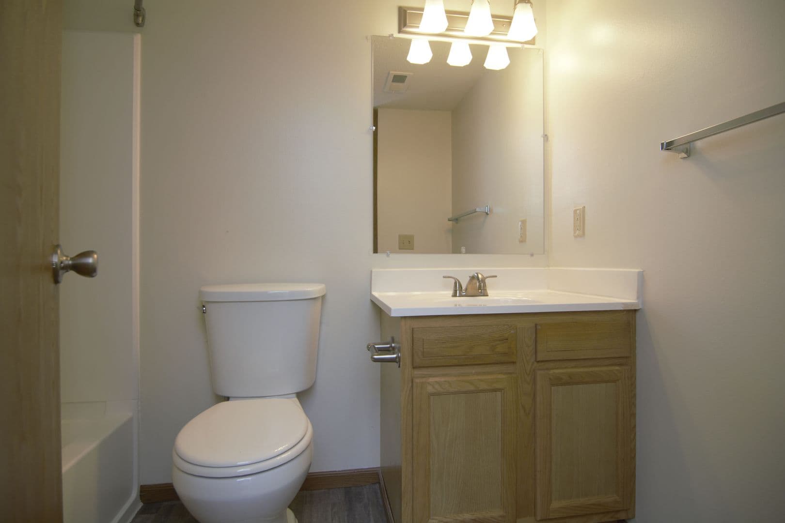 Vista Apartments 9 of 9