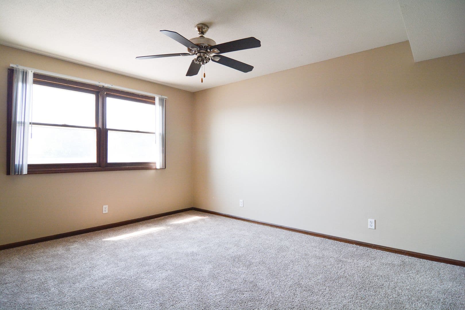 The Heights Apartments 18 of 28
