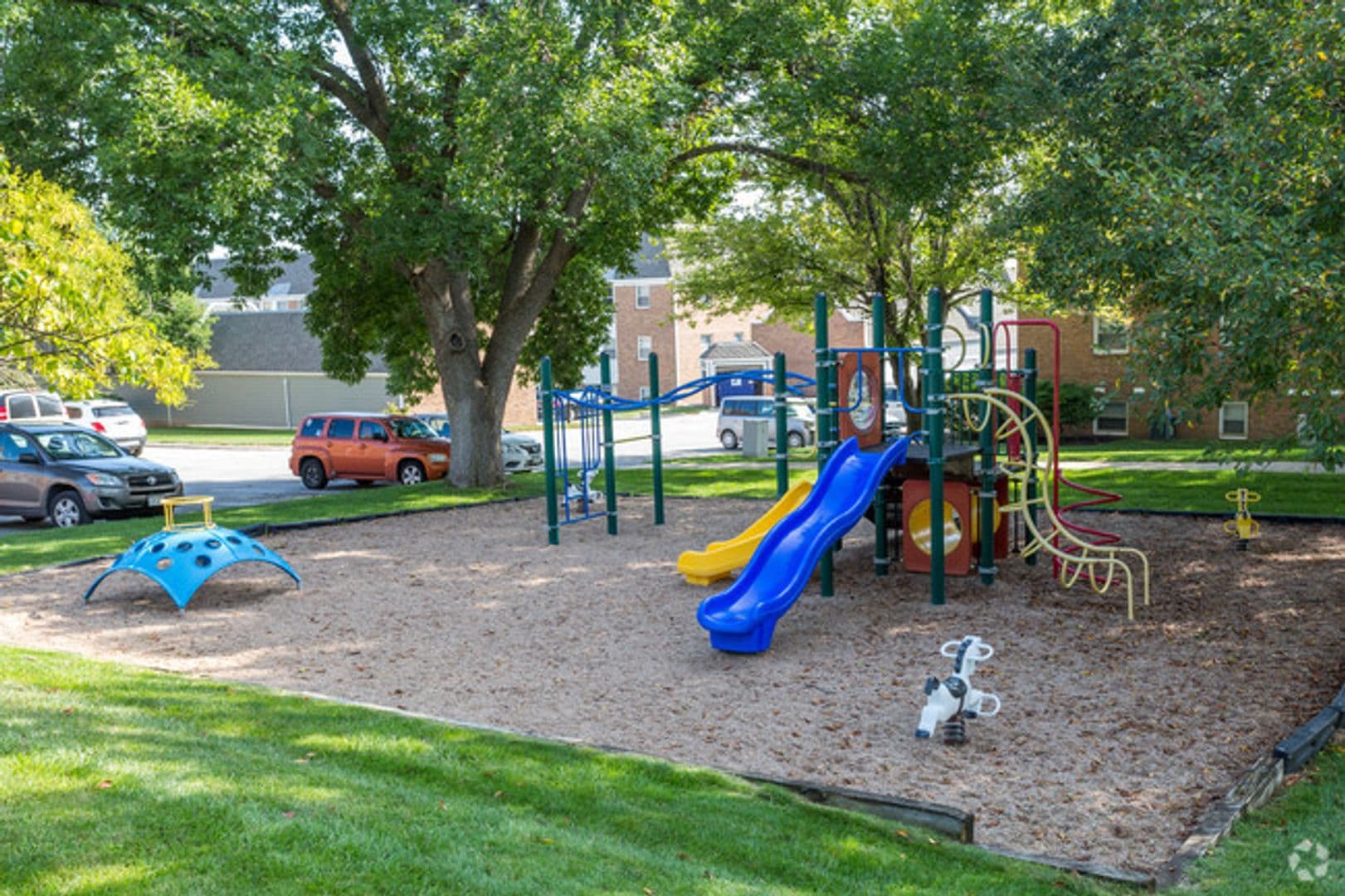 The Heights Apartments 12 of 16