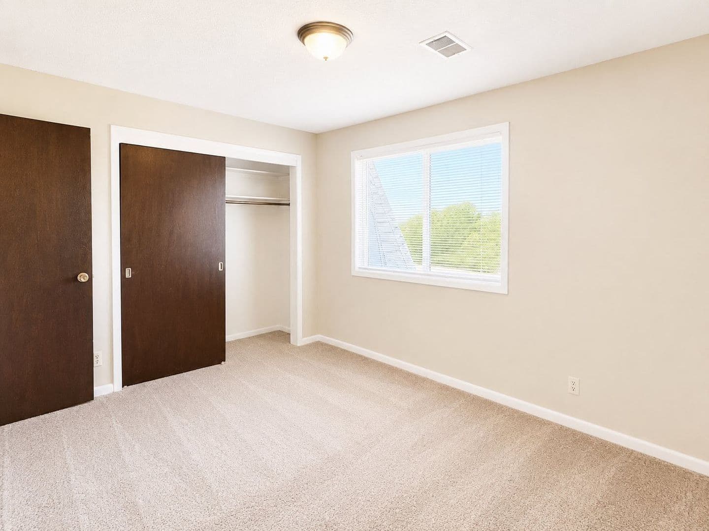 Superior Place Apartments 10 of 10