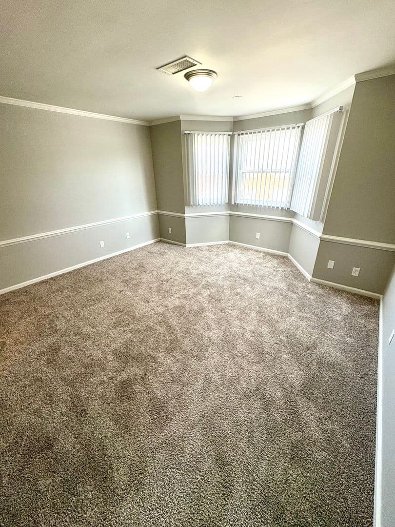 The Heights Apartments 5 of 25
