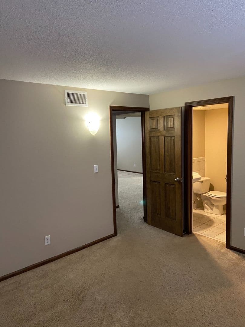The Heights Apartments 18 of 19