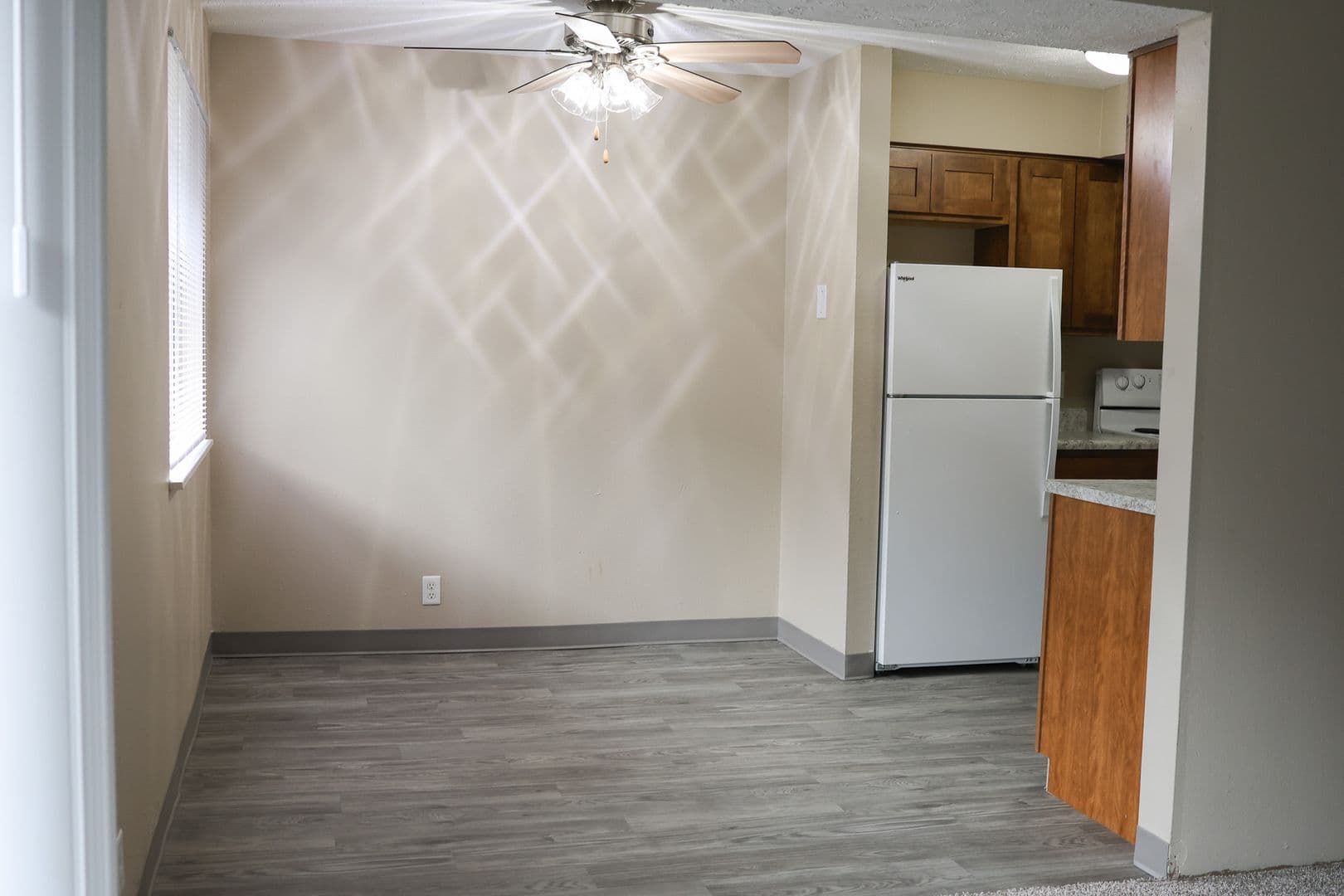 Cottonwood Apartments 3 of 7