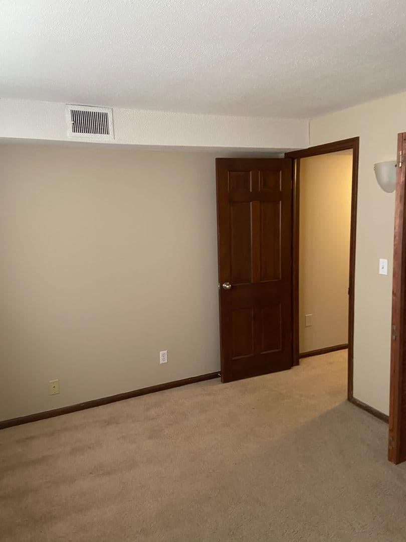 The Heights Apartments 14 of 19