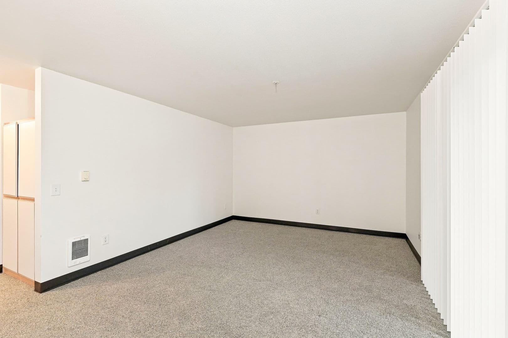10th Avenue Apartments 6 of 17