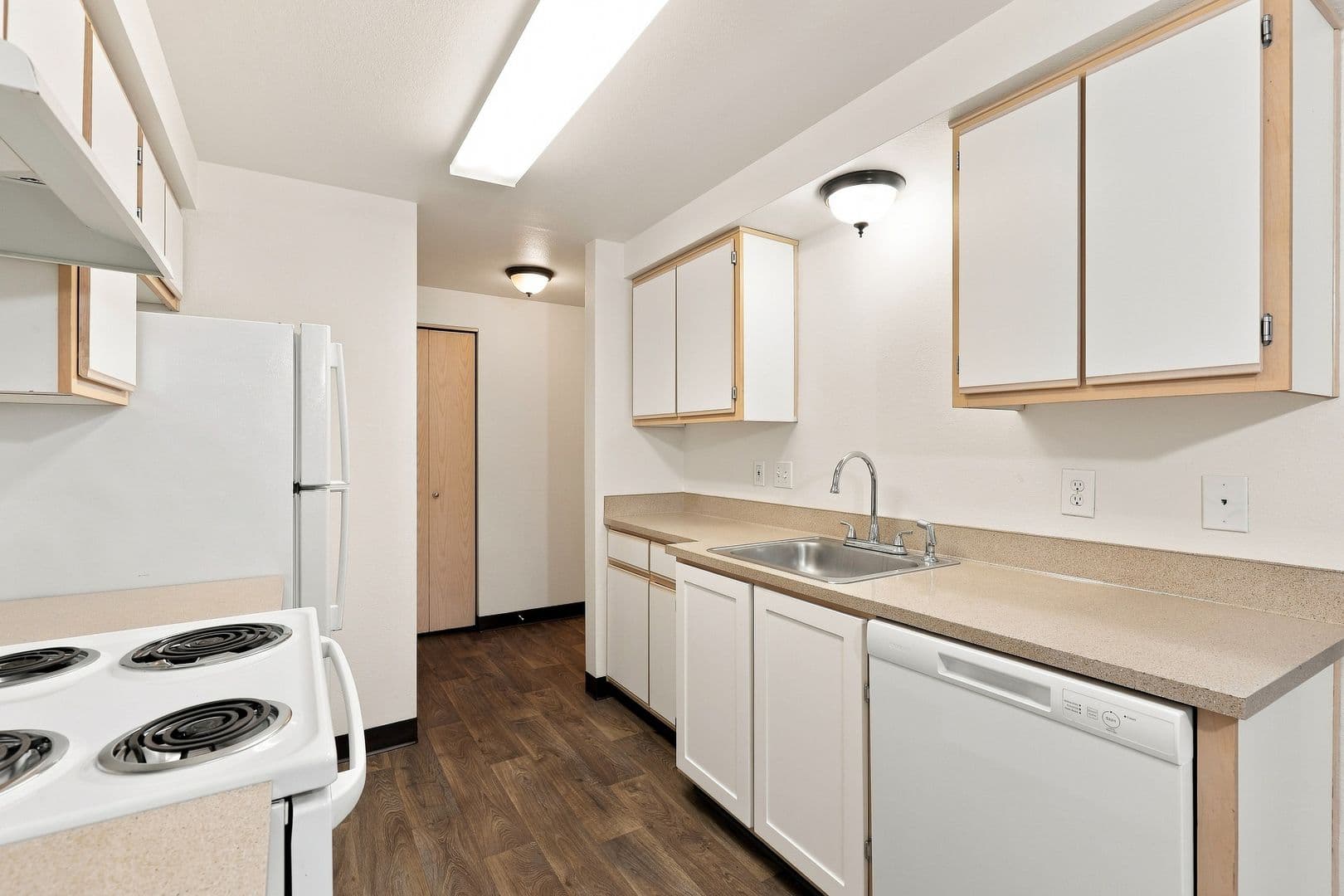 10th Avenue Apartments 9 of 17