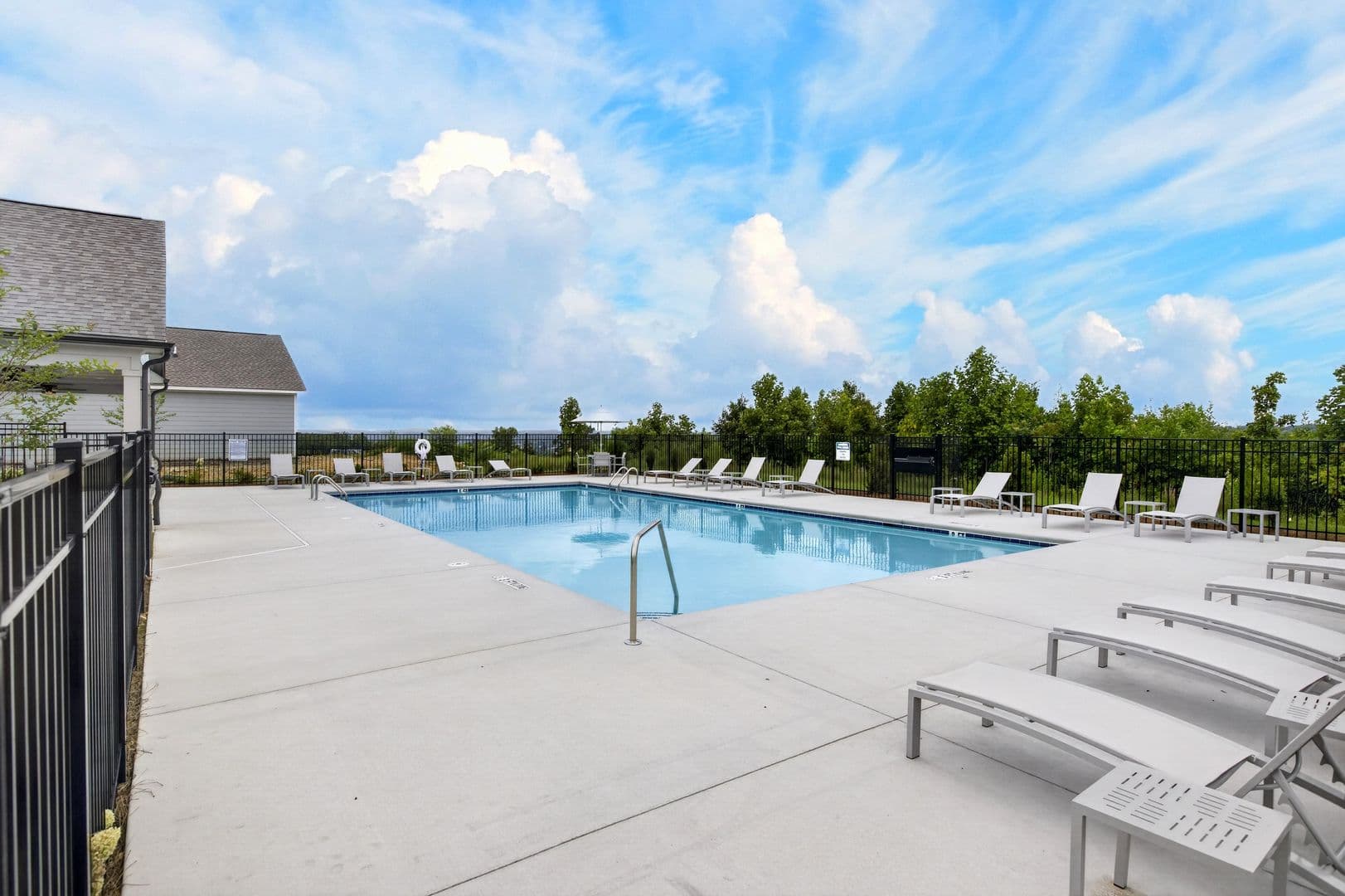 5044 Highwood Dr 23 of 23