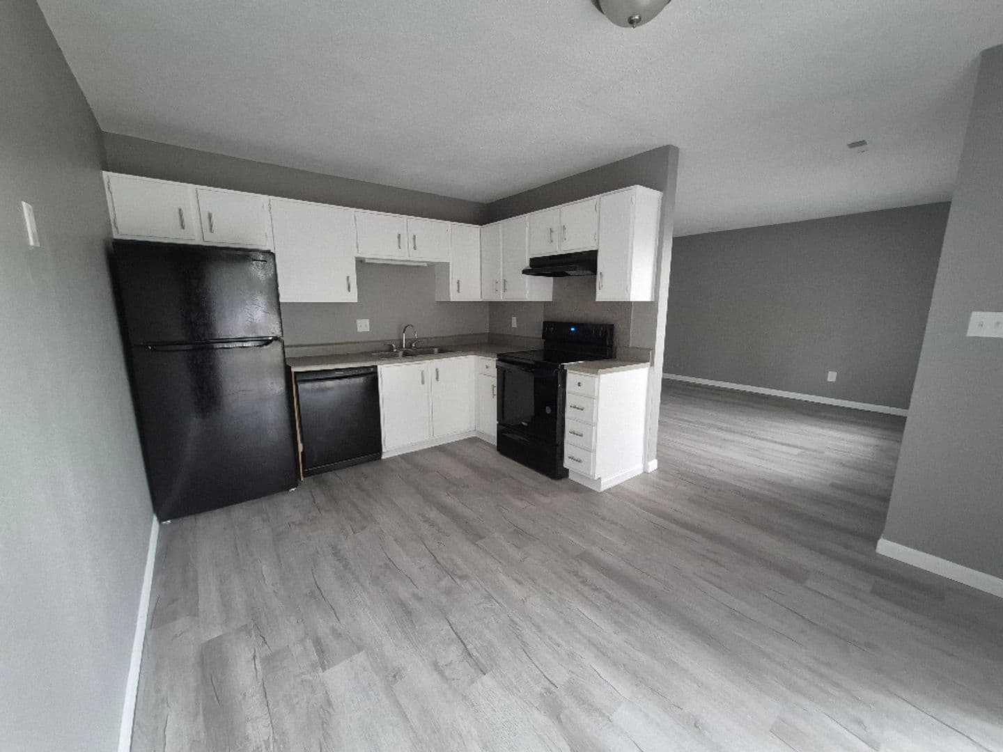 Coventry Park KC Apartments LLC - Condos 6 of 11